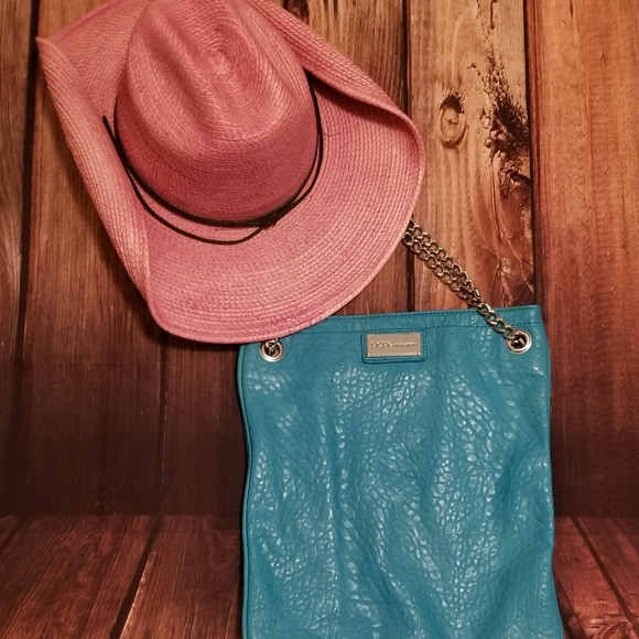 Purse - Picture 2 of 7